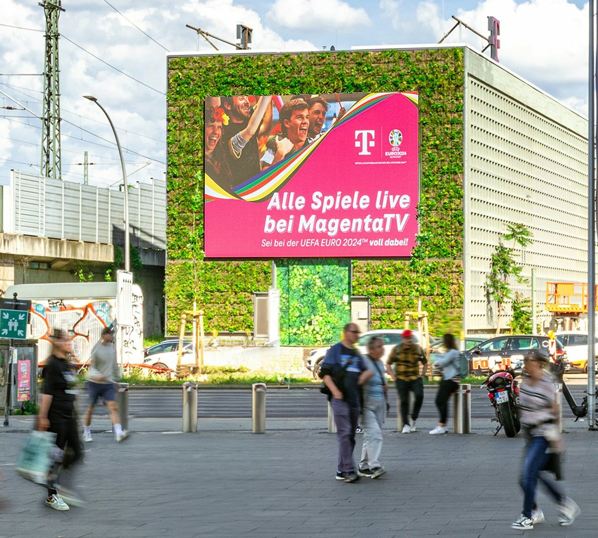 SemperGreenwall Telekom The Green Digital West Side Berlín